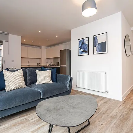 Monk Bridge Viaduct Apartment