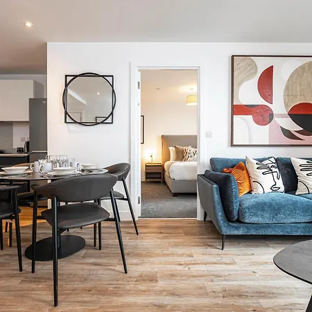 Monk Bridge Viaduct Apartment