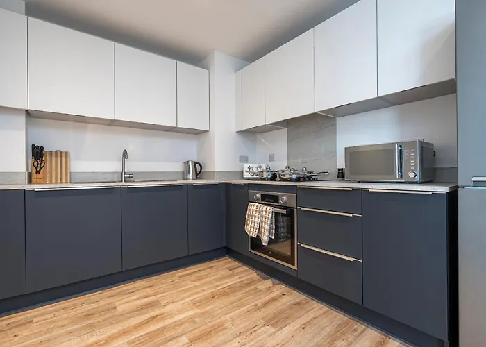 Monk Bridge Viaduct *